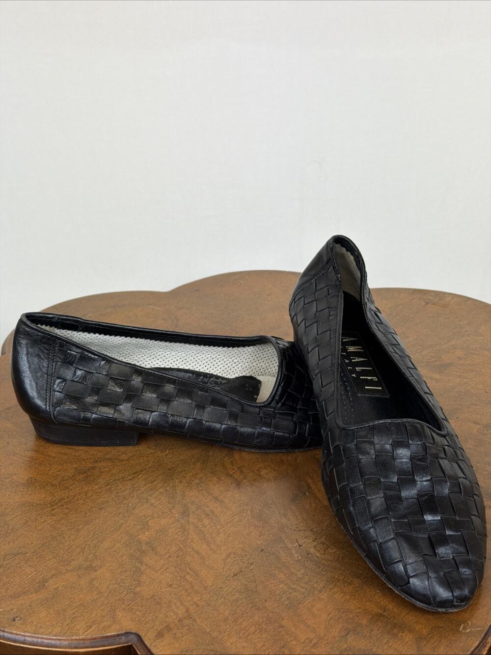 Amalfi Italy Black Woven Slip On Womens Loafer Ballet Flat Shoe Size 7.5